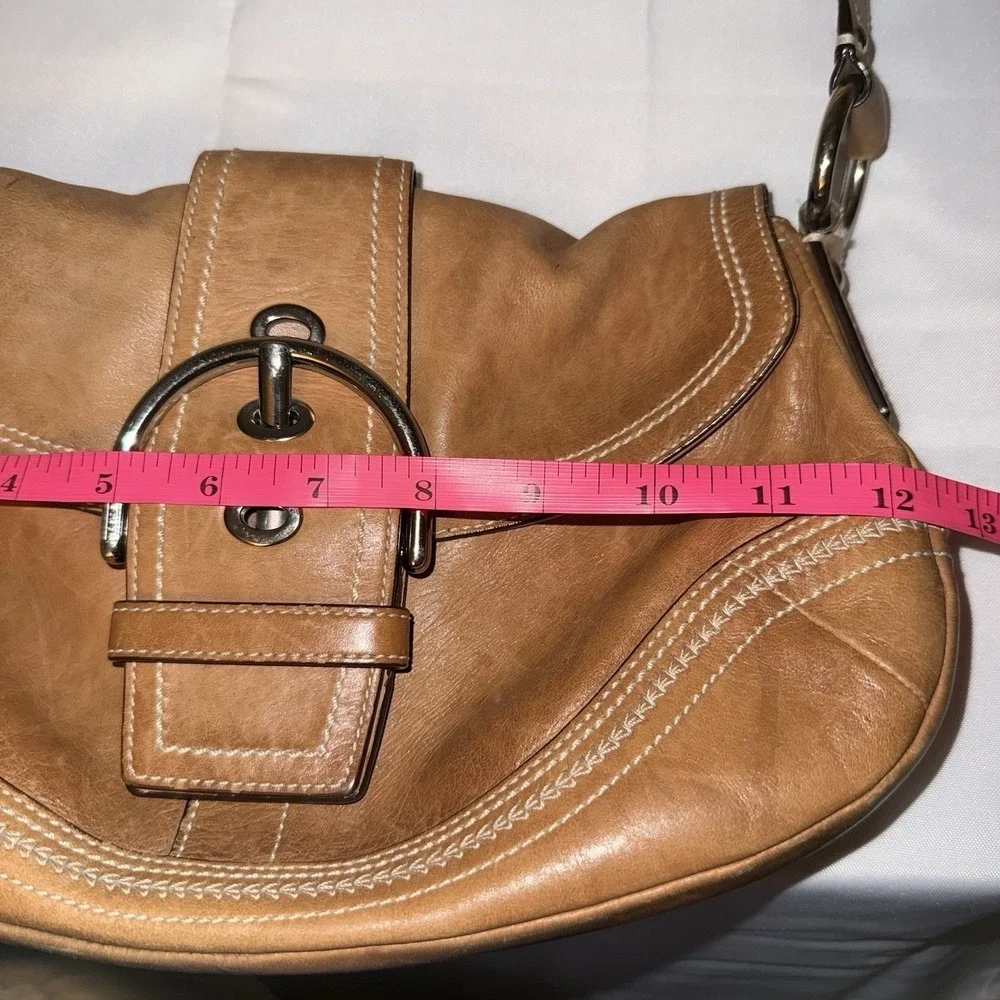 Vintage Coach British Tan Brown Soho Leather Buckle Shoulder Bag Purse 10578